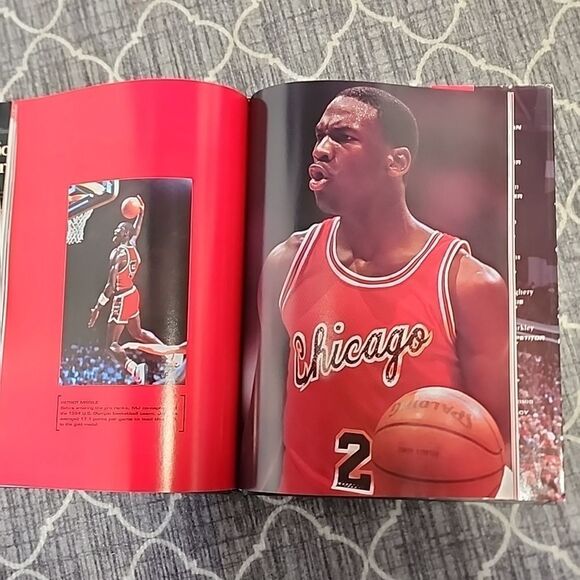 Michael Jordan 1st edition book - Picture 3 of 8
